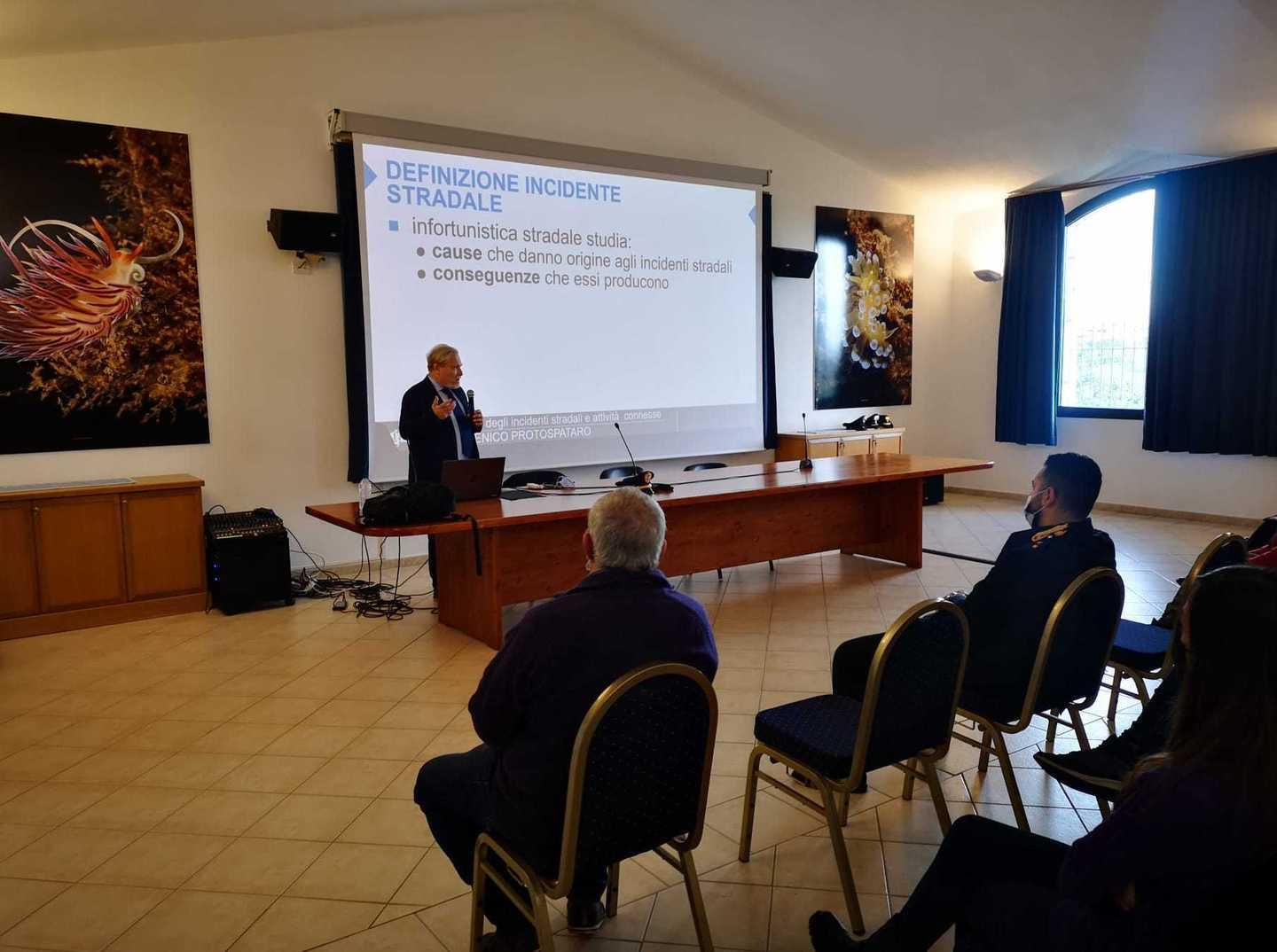 Loiri Porto San Paolo per la polizia locale un corso sugli incidenti 