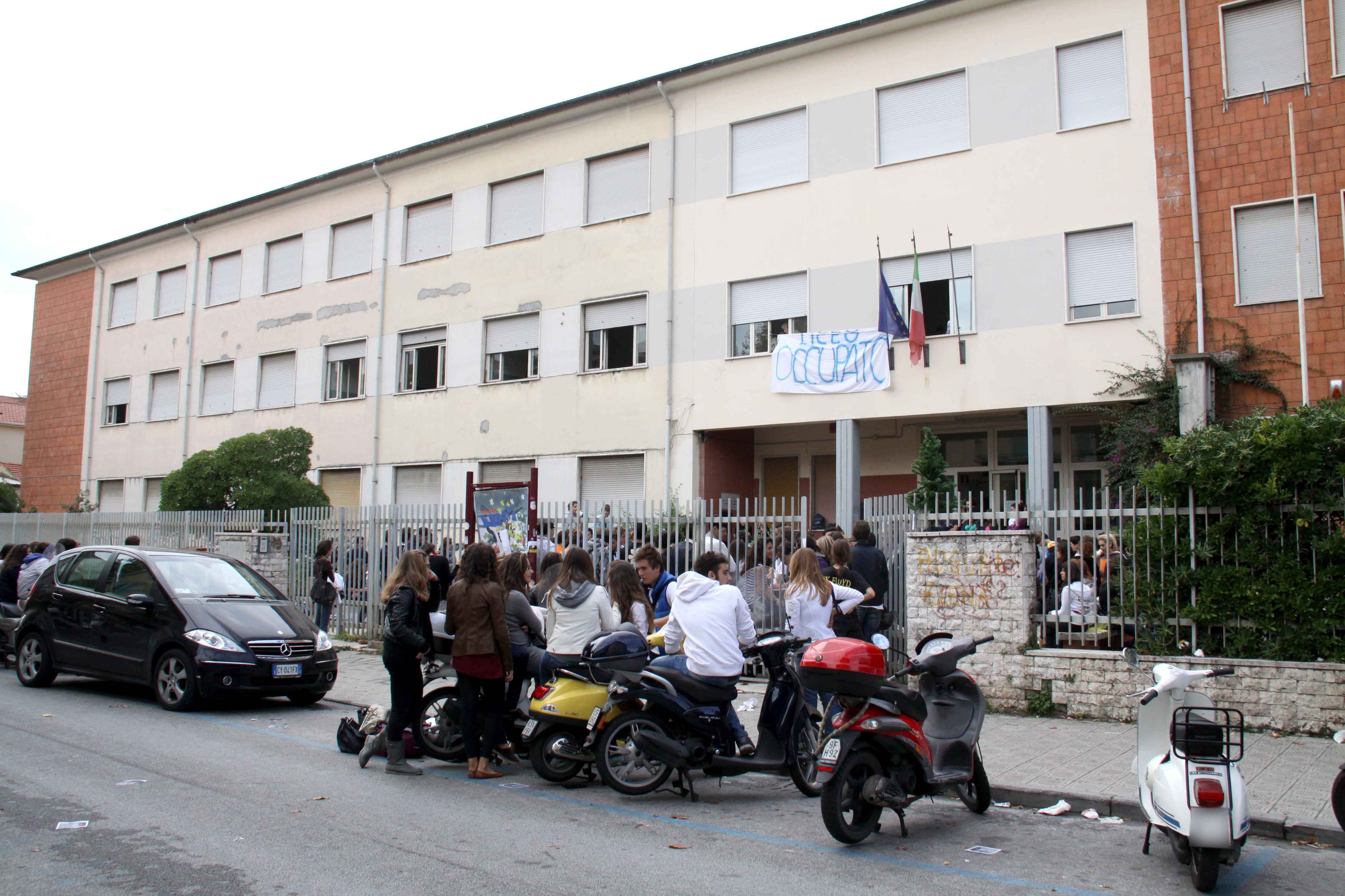 Lo scientifico a Viareggio prepara per l’università, ma il Galilei fa trovare presto un lavoro 