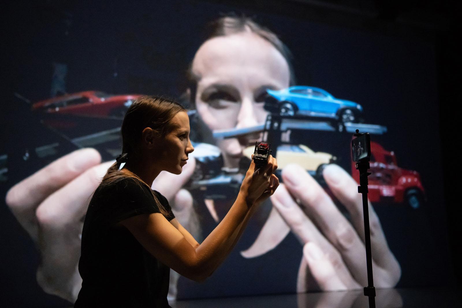 Arena del Sole, il teatro politico al servizio dell'uomo di ErosAntEros