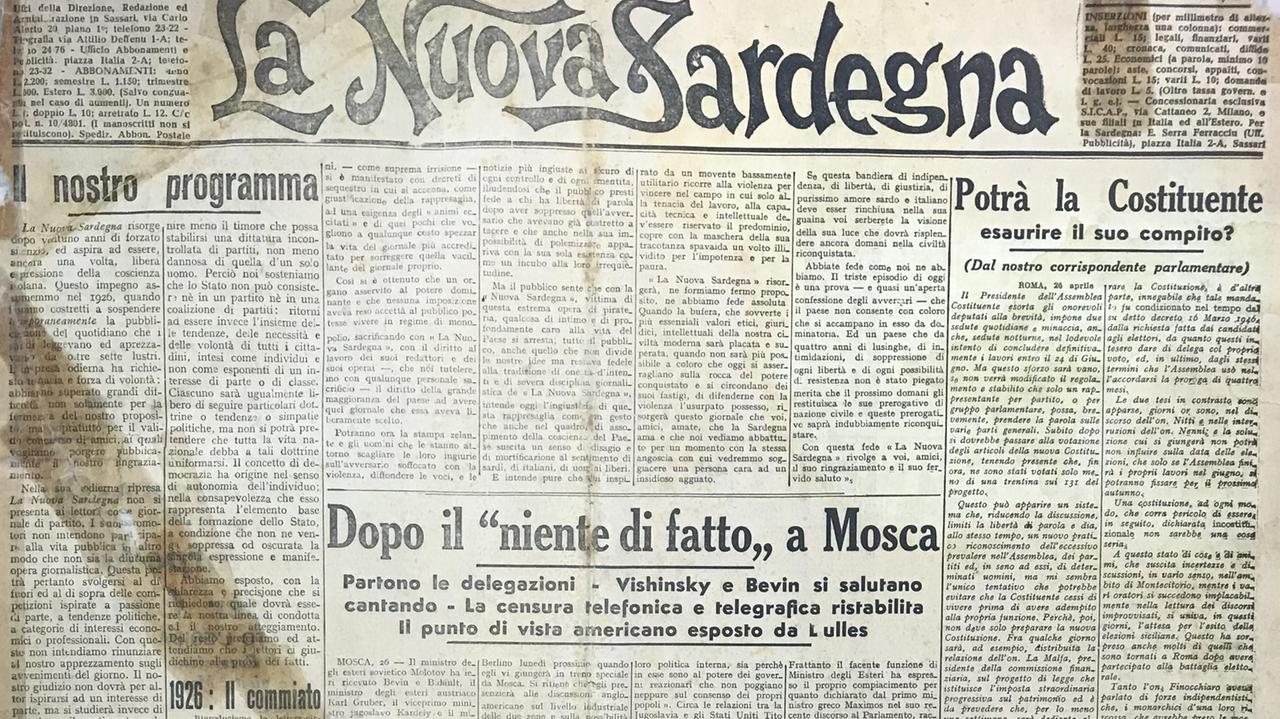 La prima pagina della Nuova Sardegna del 27 aprile 1947, al ritorno in edicola dopo 21 anni