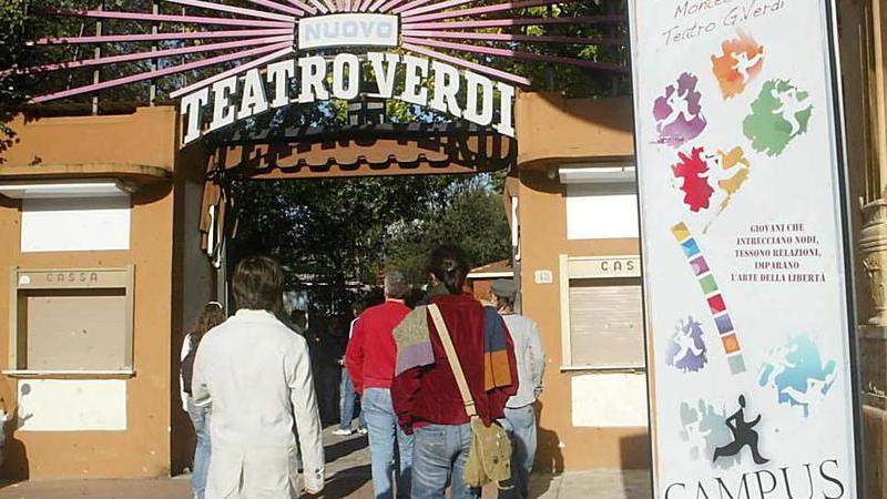 Il Teatro Verdi cerca lavoranti: pioggia di domande