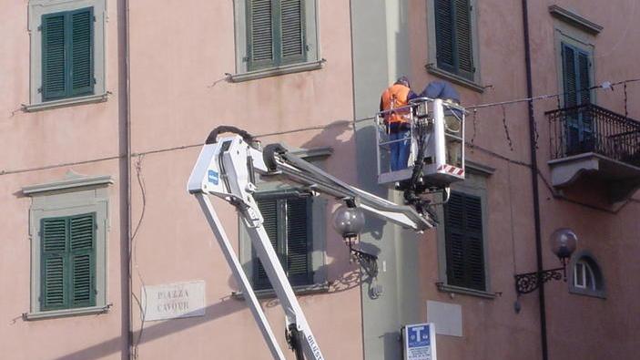 Il Comune ha affidato i lavori per la luminaria di Natale