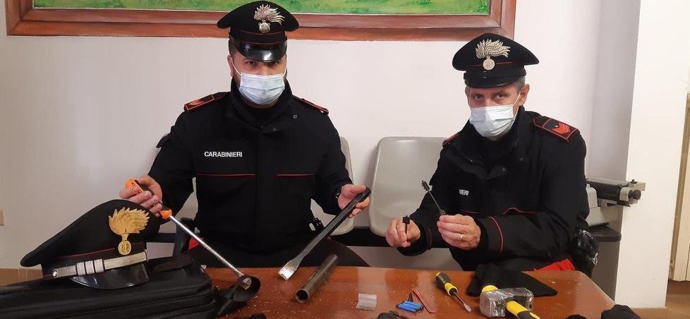 Da Napoli per rubare negli appartamenti Incastrati i “professionisti” dello scasso 