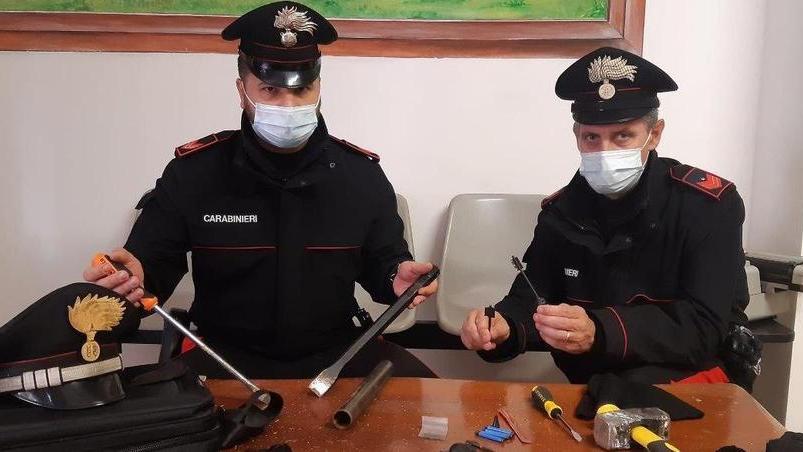 Da Napoli per rubare negli appartamenti Incastrati i “professionisti” dello scasso