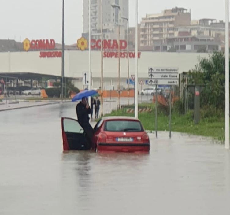 Mare di acqua e fango Un morto e tanta paura 