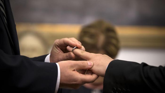 «Dopo cinque anni di matrimonio scopro che la mia unione non è mai esistita»