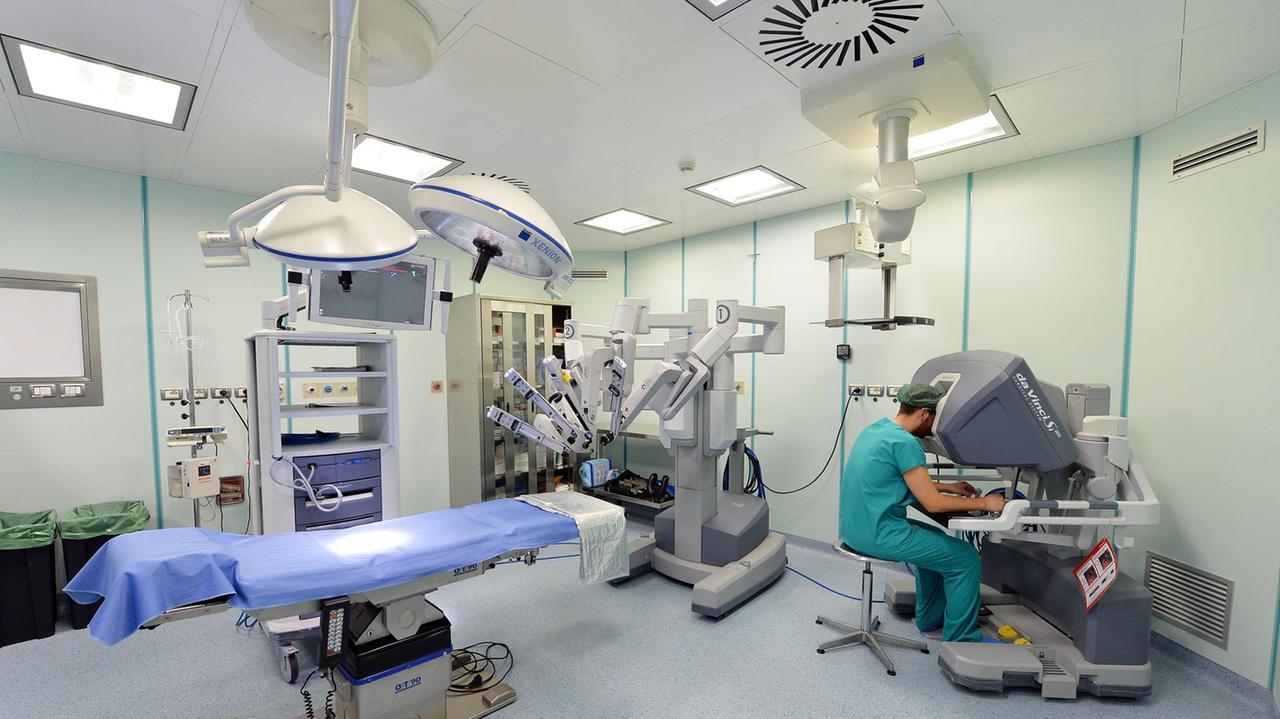 Resta impotente dopo la protesi, l'urologo che lo operò paga i danni