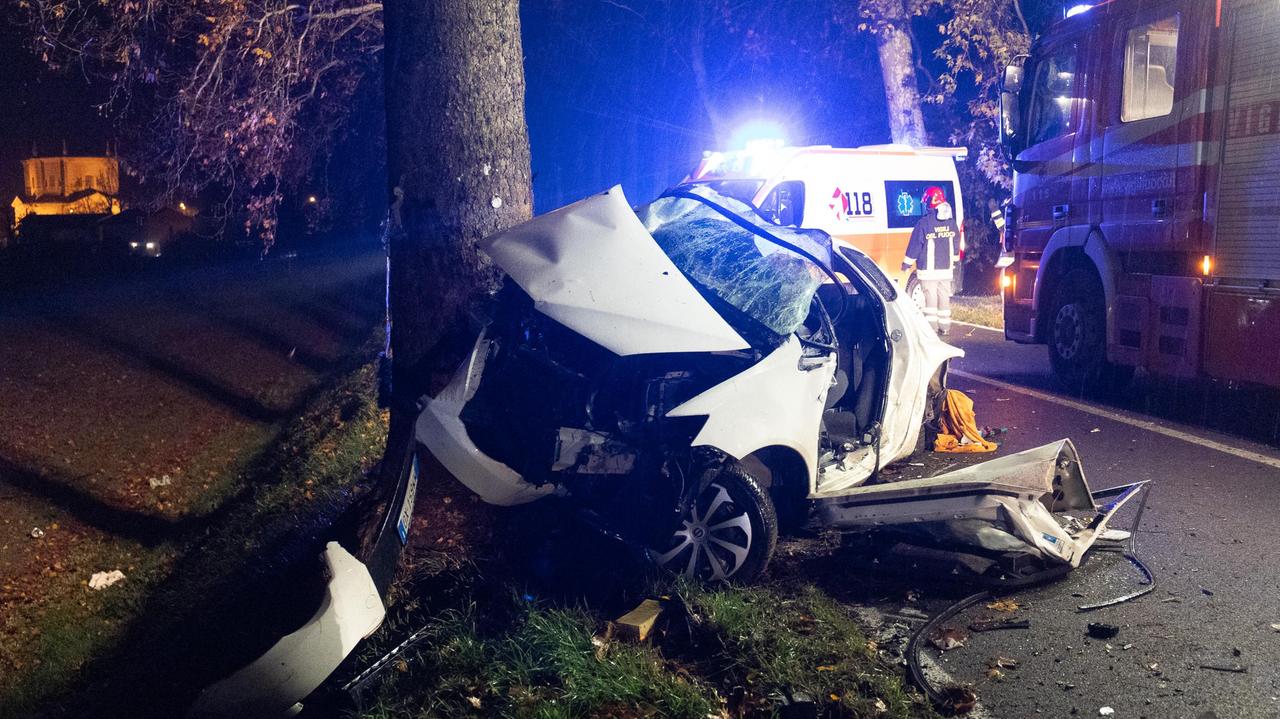 Tragedia serale ad Argenta: nello scontro muoiono due ragazze