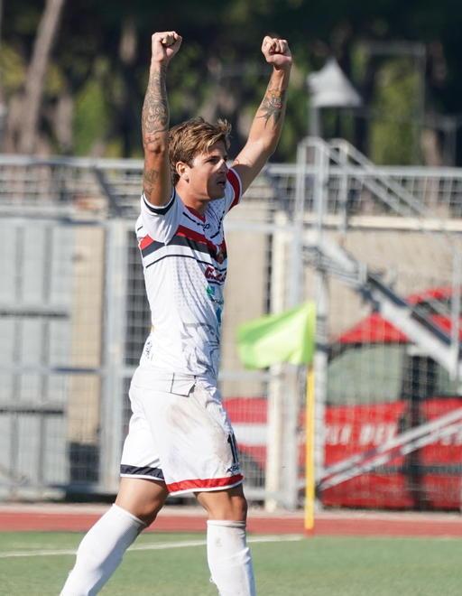 Lucchese verso il derby col Siena Pagliuca recupera molti elementi 