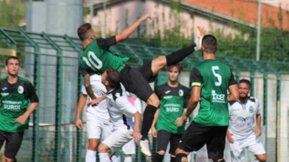 Il pisano Bracci firma il gol dei sogni contro il Livorno 