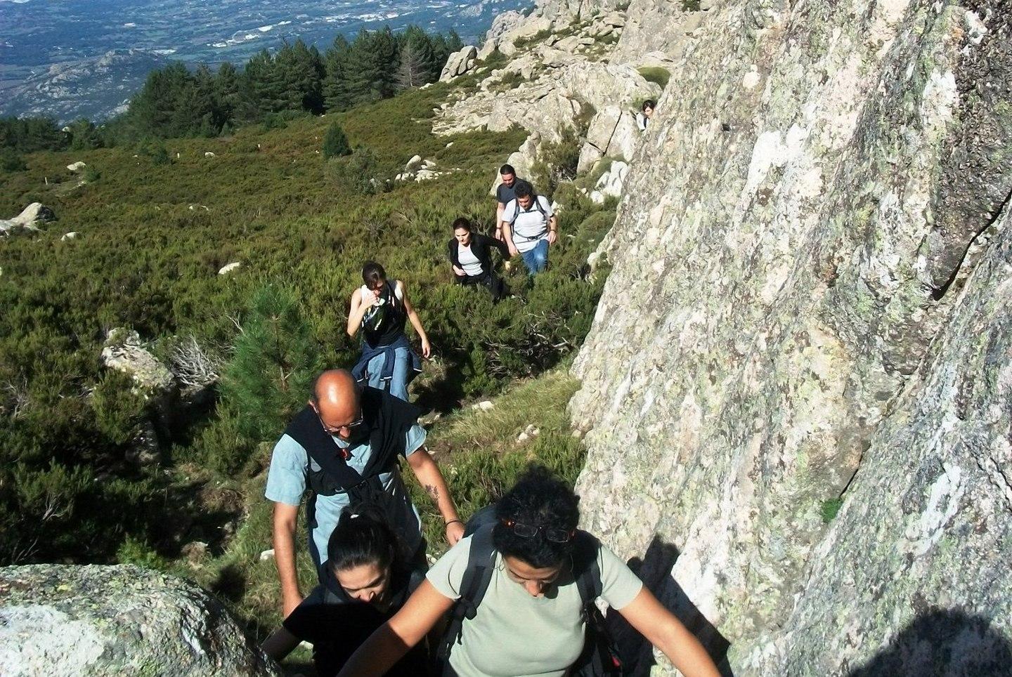 A spasso sulla montagna parlando in gallurese 