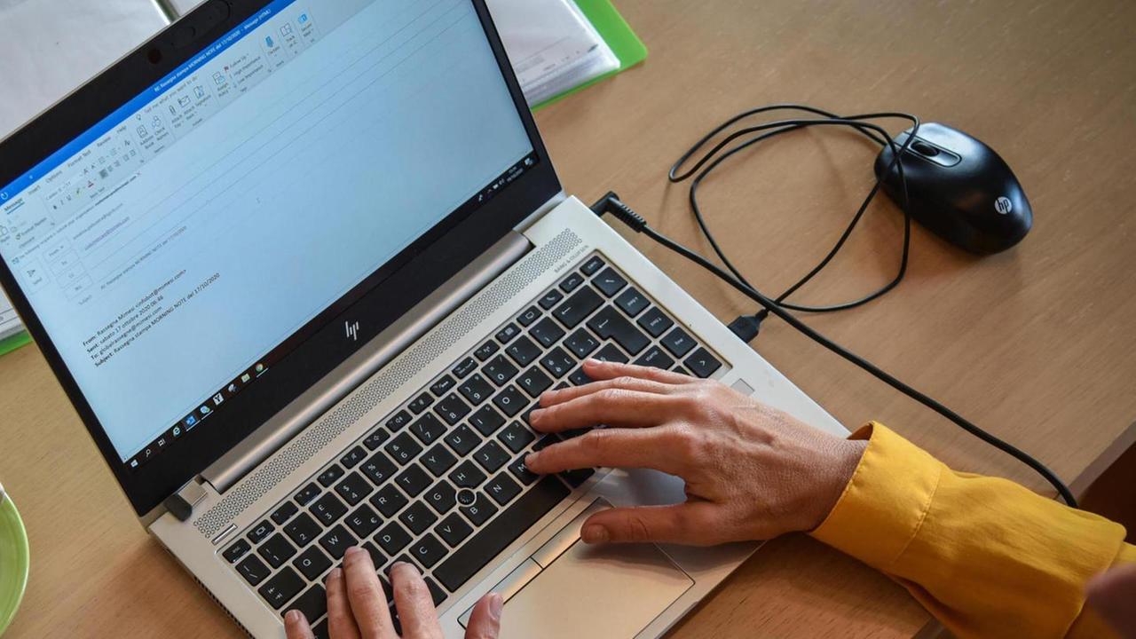 Certificati con un click da casa e gratis. Ecco cosa fare e come