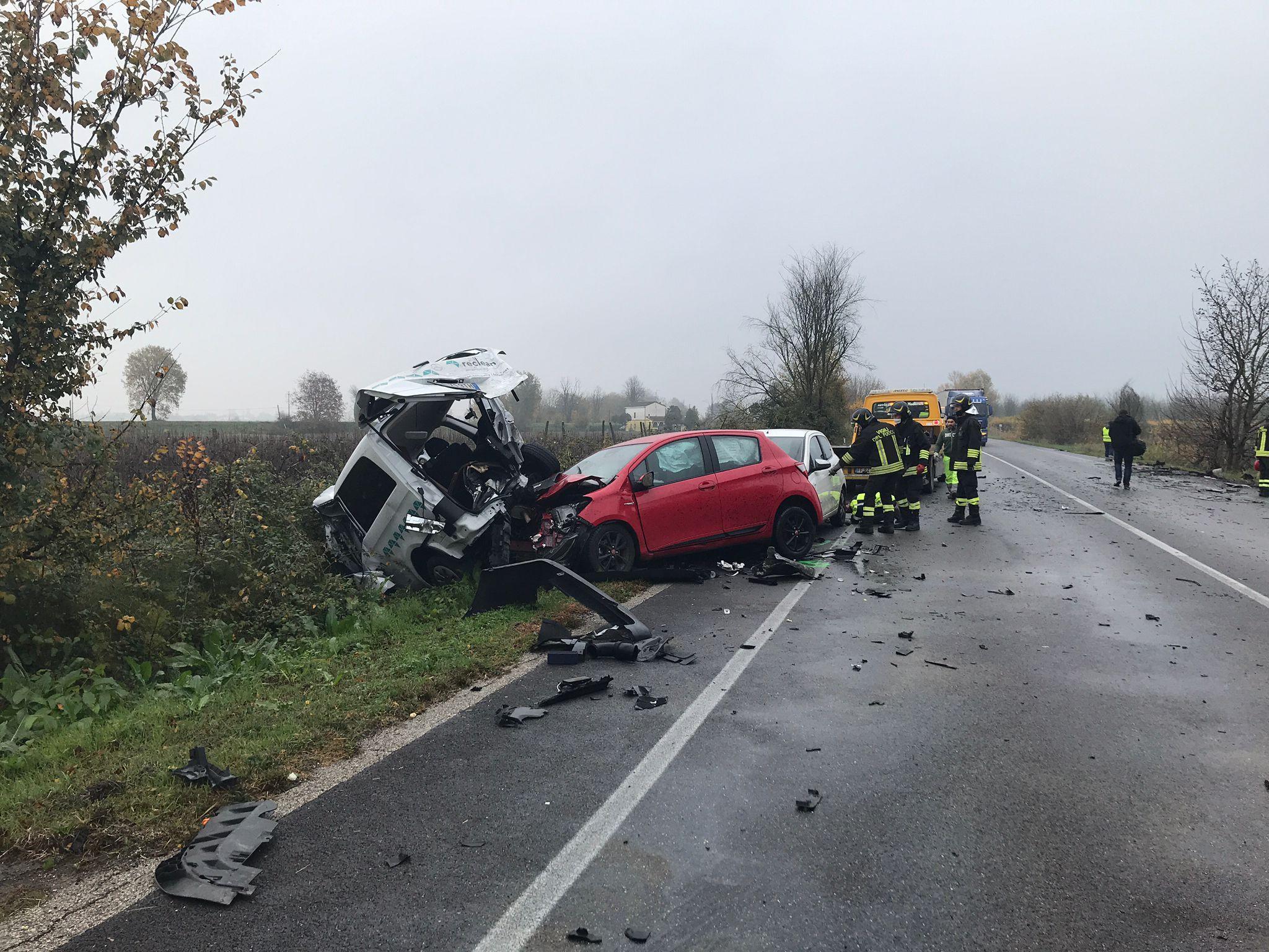 Montesanto, incidente sulla statale Adriatica: muore 30enne 