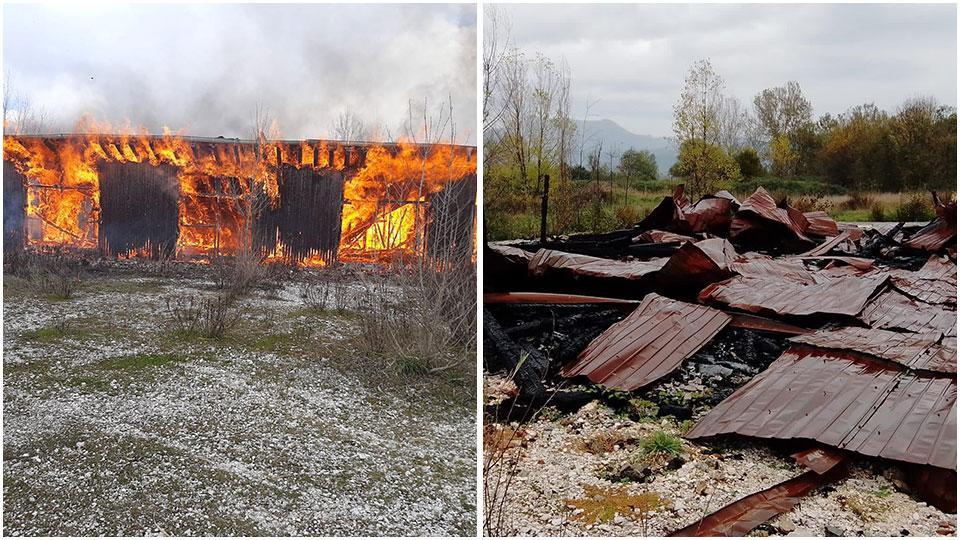 Il rogo, nel marzo scorso, della struttura in legno costruita alla ex discarica e quello che rimane oggi della struttura andata bruciata e distrutta nove mesi fa