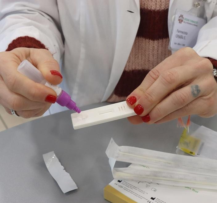 Dove fare il tampone rapido agli alunni dai 6 anni in su a Pisa e provincia
