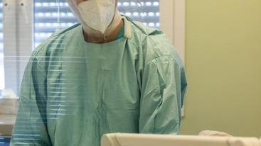Salgono i positivi e i ricoveri in terapia intensiva