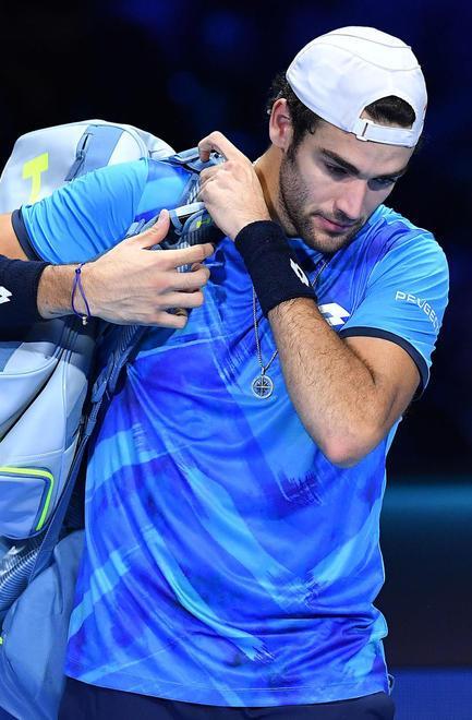 Berrettini si ritira «Sono distrutto» Alle Finals di Torino è l’ora di Sinner 