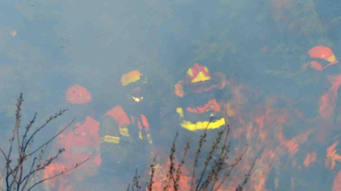 Causò un vasto incendio a Mores, allevatore rinviato a giudizio