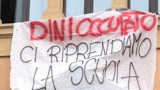 Emergenza scuola, vertice in prefettura Ora nuovi confronti