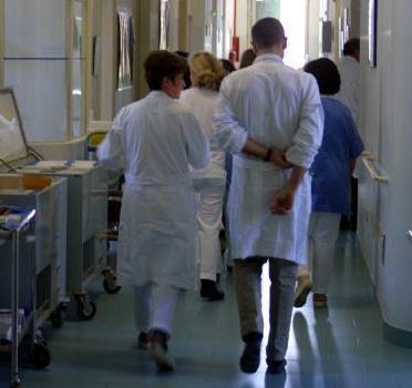 Agli specializzandi incarichi anche in libera professione