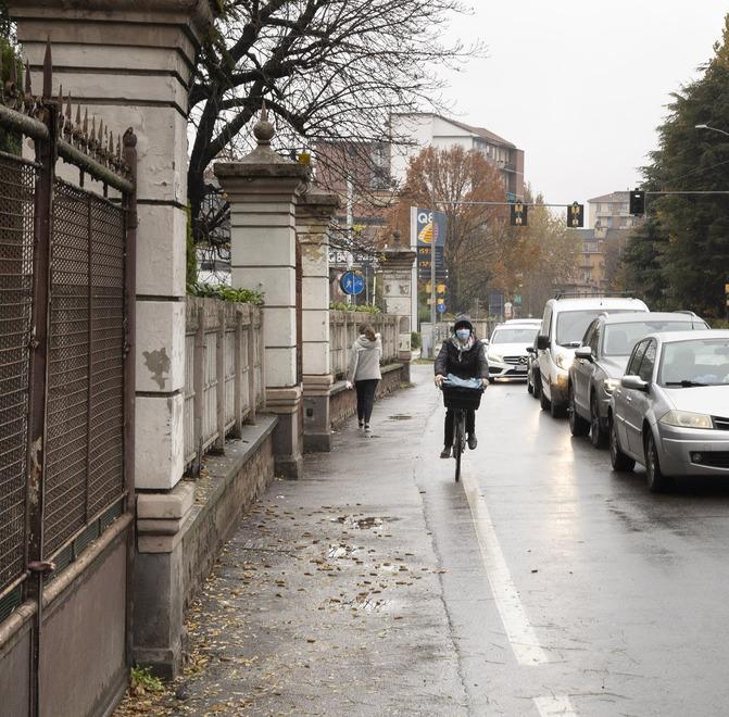 Ha un nome il “pirata” di via Vignolese Il conducente è un 33enne modenese 