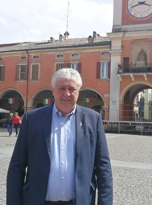Il sindaco Menani dimesso dall’ospedale «Tornerò in ufficio» 