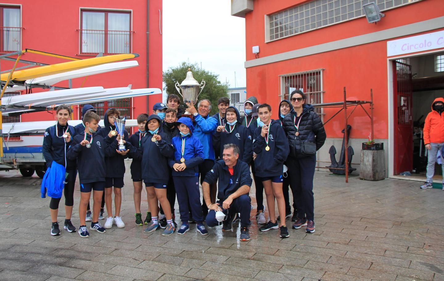Trofeo Brunazzo, 8 ori per la Canottieri Olbia 
