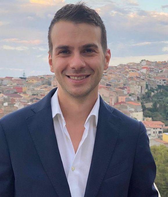 Un parco al posto dell’ex scuola 