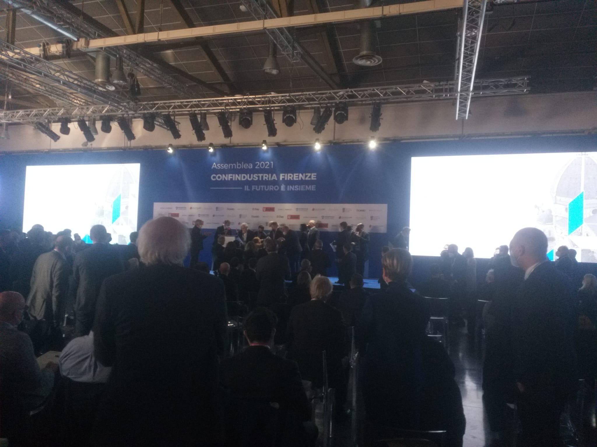 "Le aziende hanno bisogno di personale che non trovano": l'allarme del presidente di Confindustria Firenze e Toscana