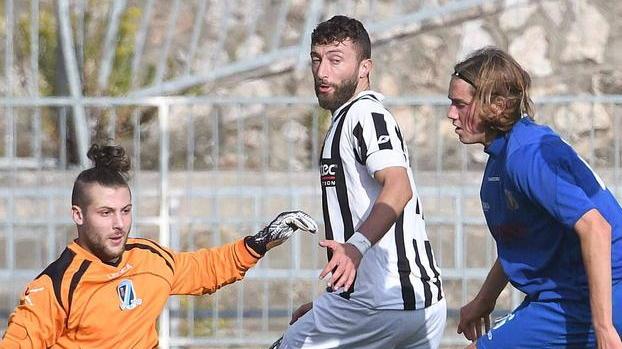 Lavezzini costretto a vincere ma senza il bomber Franzese