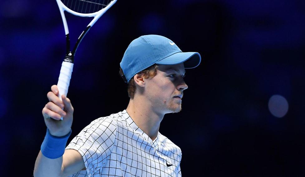 Atp Finals, vince Zverev e chiude la strada a Sinner Federer punta Wimbledon