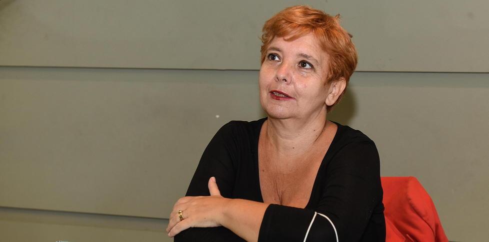 In biblioteca civica il libro inchiesta di Ilaria Bonuccelli 