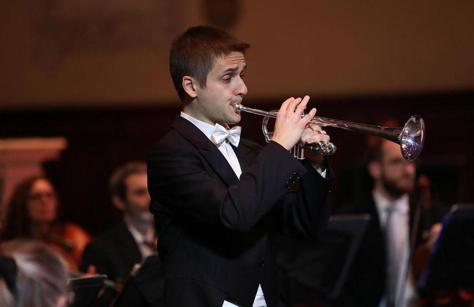 Successo annunciato il concerto diretto da Beatrice Venezi 