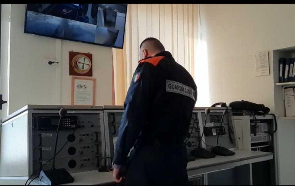 Scontro tra navi, ma è solo un’esercitazione 