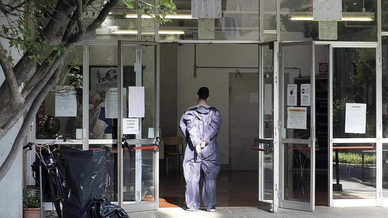 Pisa, tentativo di occupazione al liceo Carducci: denunciati quattro ragazzi