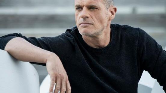 Maranello, le storie di Stefano Massini: «Affreschi sulla fragilità dell’essere umano»