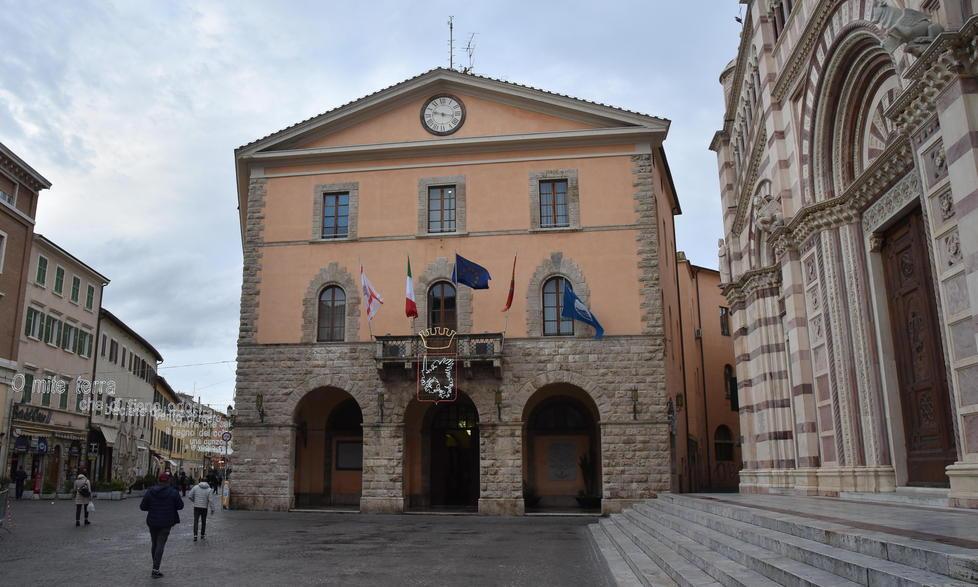 Il Palazzo comunale di Grosseto: ci sono sei posti in ballo per diventare dipendenti (Foto AgenziaBF)