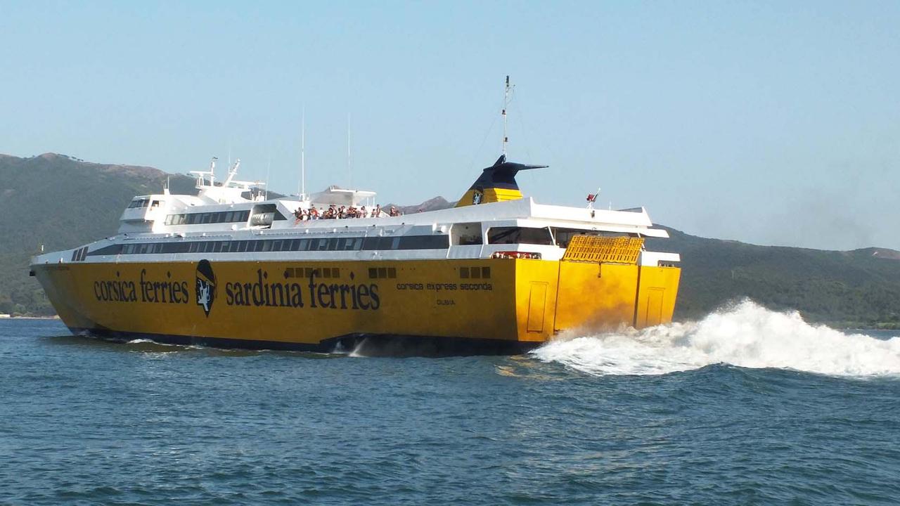 Corsica Ferries rischia di perdere l’Elba: rotte revocate, in pericolo anche l’estate