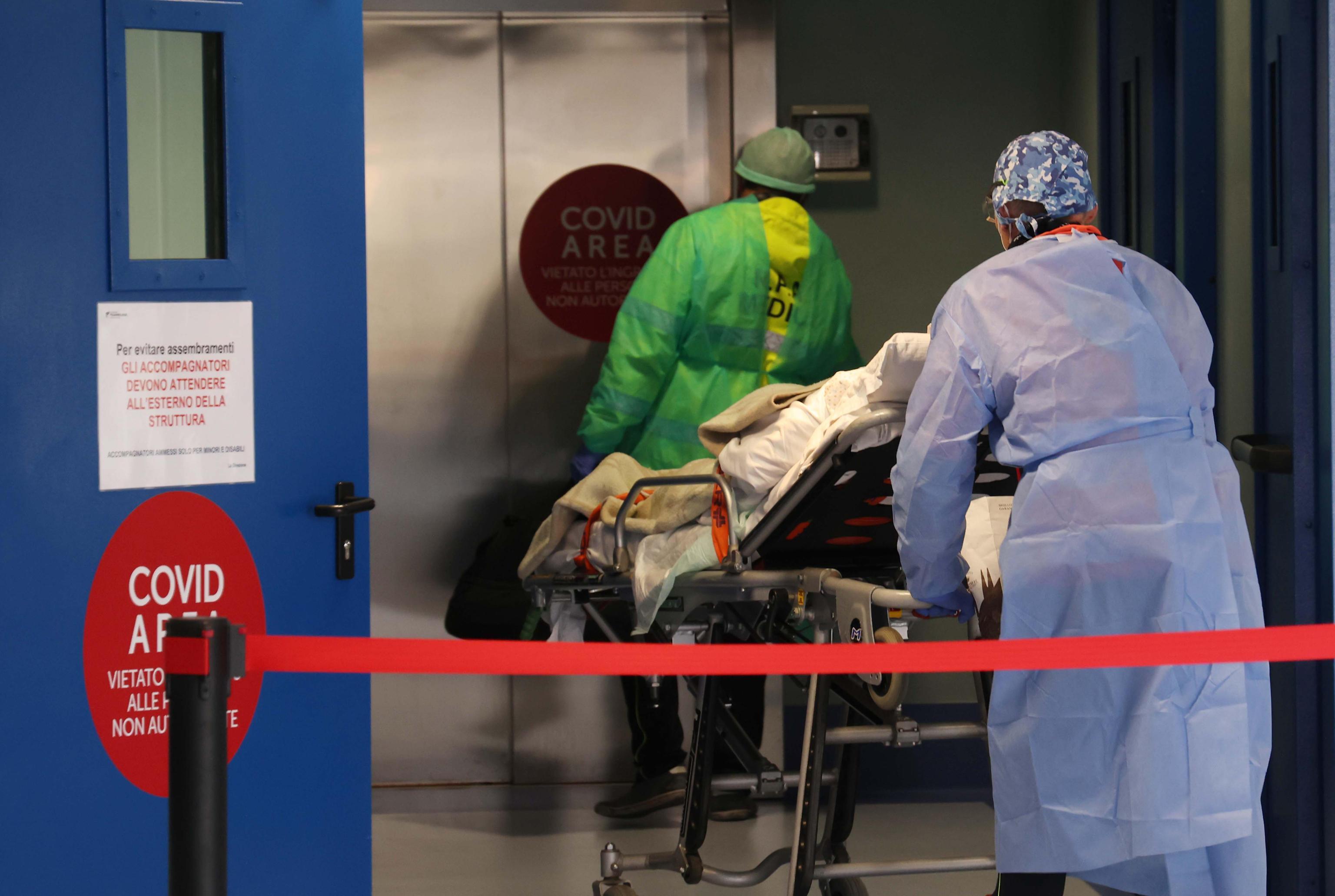 Crescono i ricoveri nel Ferrarese: Cona aumenta ancora i letti Covid
