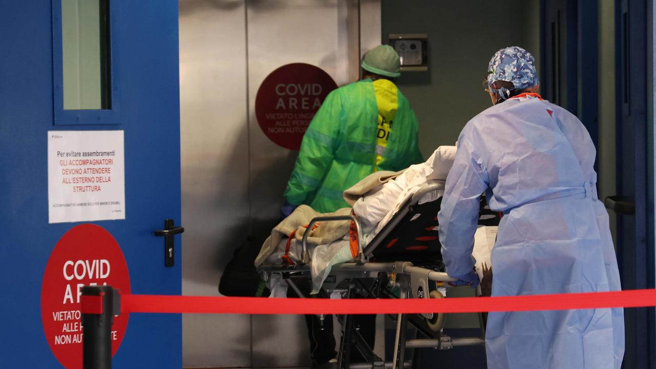 Crescono i ricoveri nel Ferrarese: Cona aumenta ancora i letti Covid