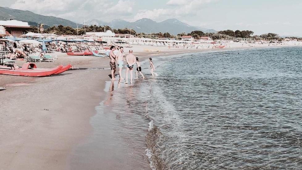 Spiagge, l’ex assessore passa all’attacco «Non c’è alcun obbligo di fare le aste»