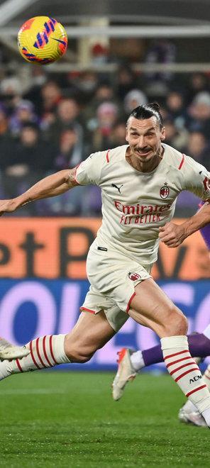 Fiorentina, è uno show e il Milan esce battuto Ibrahimovic e Vlahovic segnano due doppiette