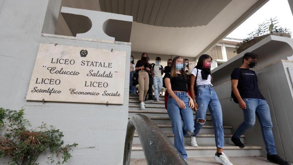 “Scuole in movimento”, dotazioni multimediali dalla Fondazione Caripit