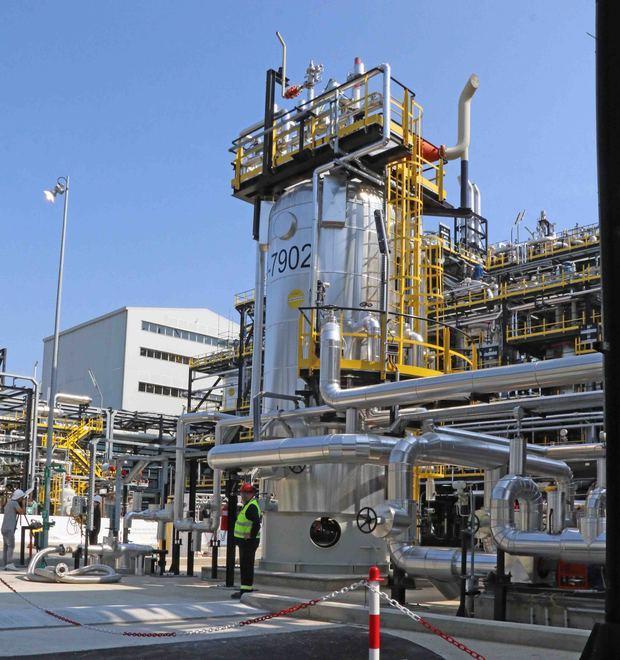 I sindacati al ministro: «Senza cracking anche Basell in bilico» 