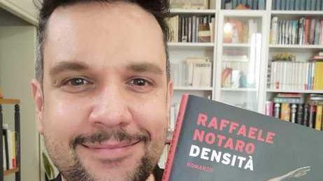 Notaro al Grisù con il suo “Densità” parte da una morte e dà vita ai personaggi