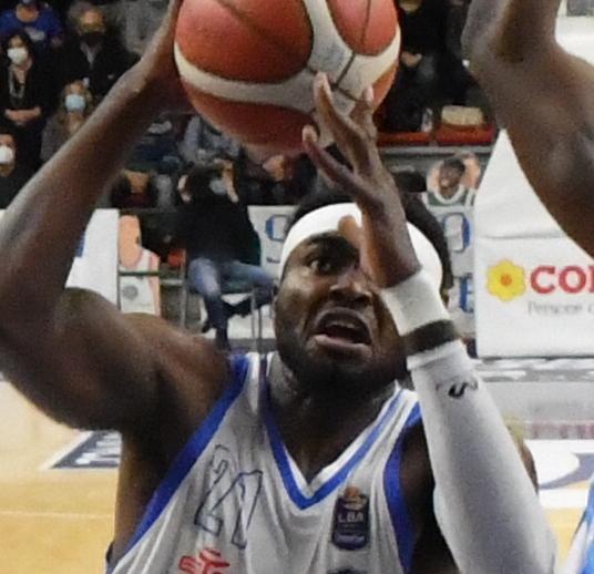 Mekowulu, eroe mancato «È davvero dura»