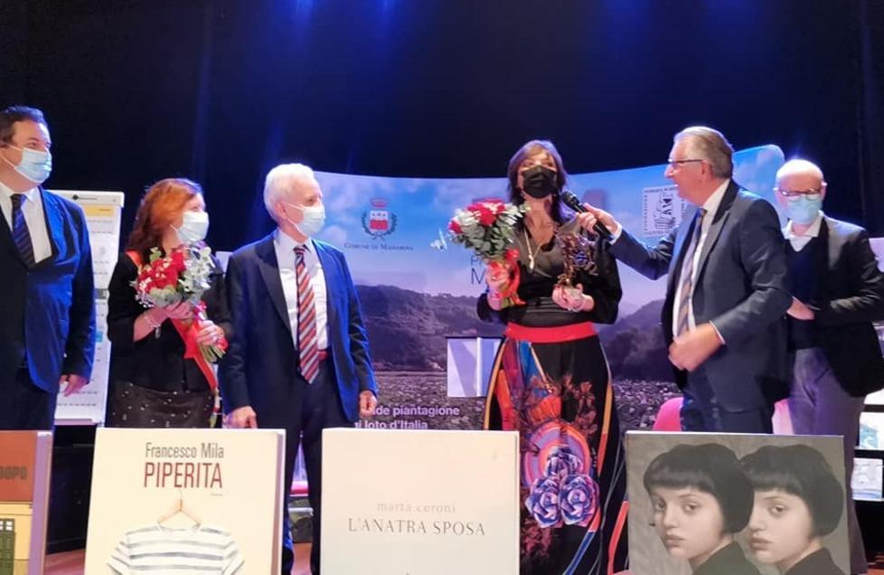 Premio letterario, per Nicoletta Verna è un trionfo assoluto