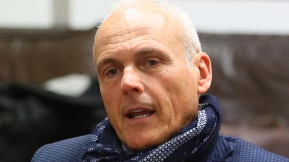 Il Listone conteso dalle bancarelle «Artigiani preziosi»