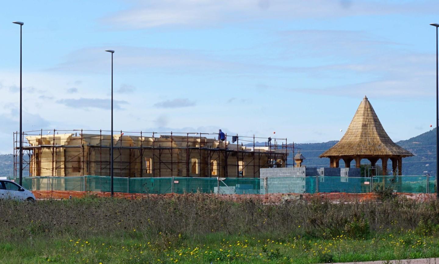 La chiesa ortodossa in costruzione a San Nicola