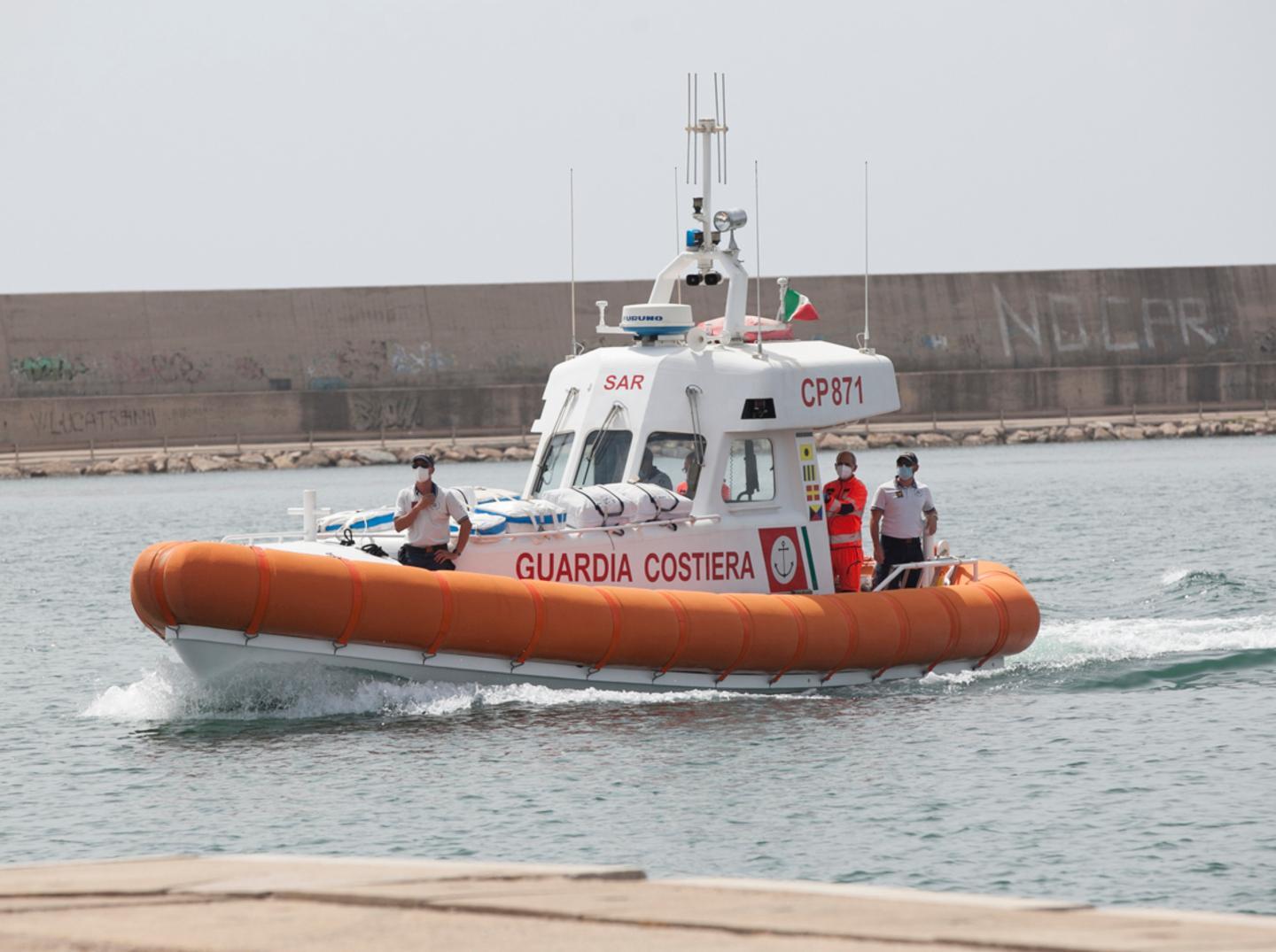 La Guardia costiera forma i “cittadini del mare” 